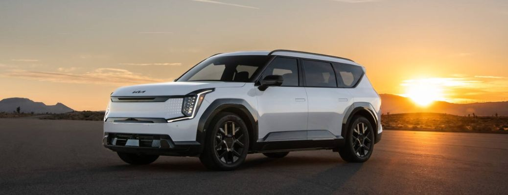 front quarter and side view of the 2026 Kia EV9 Nightfall Edition