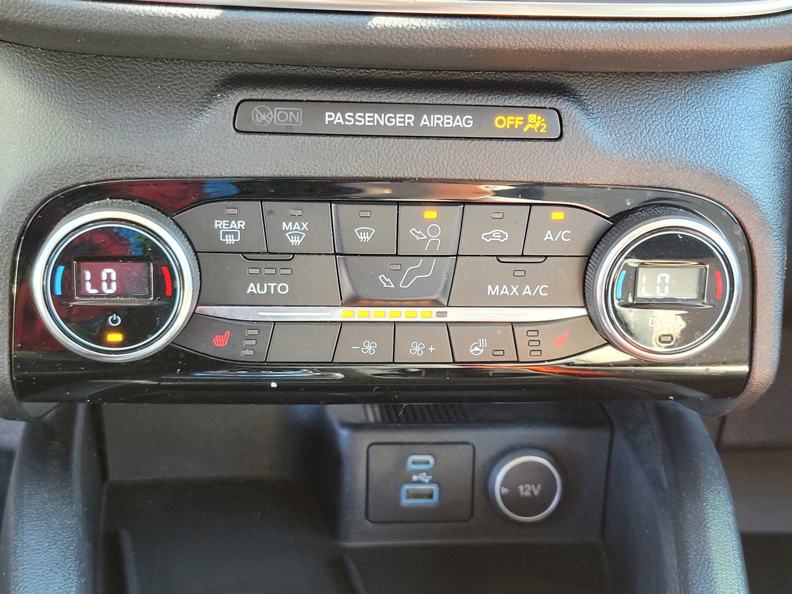 2021 Ford Escape Titanium Hybrid