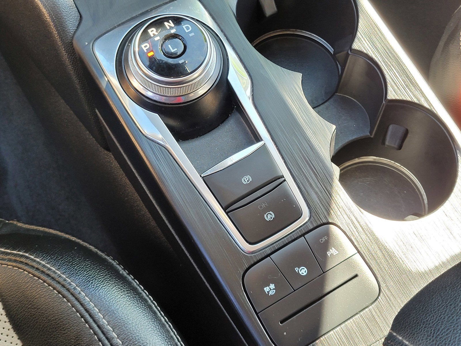 2021 Ford Escape Titanium Hybrid