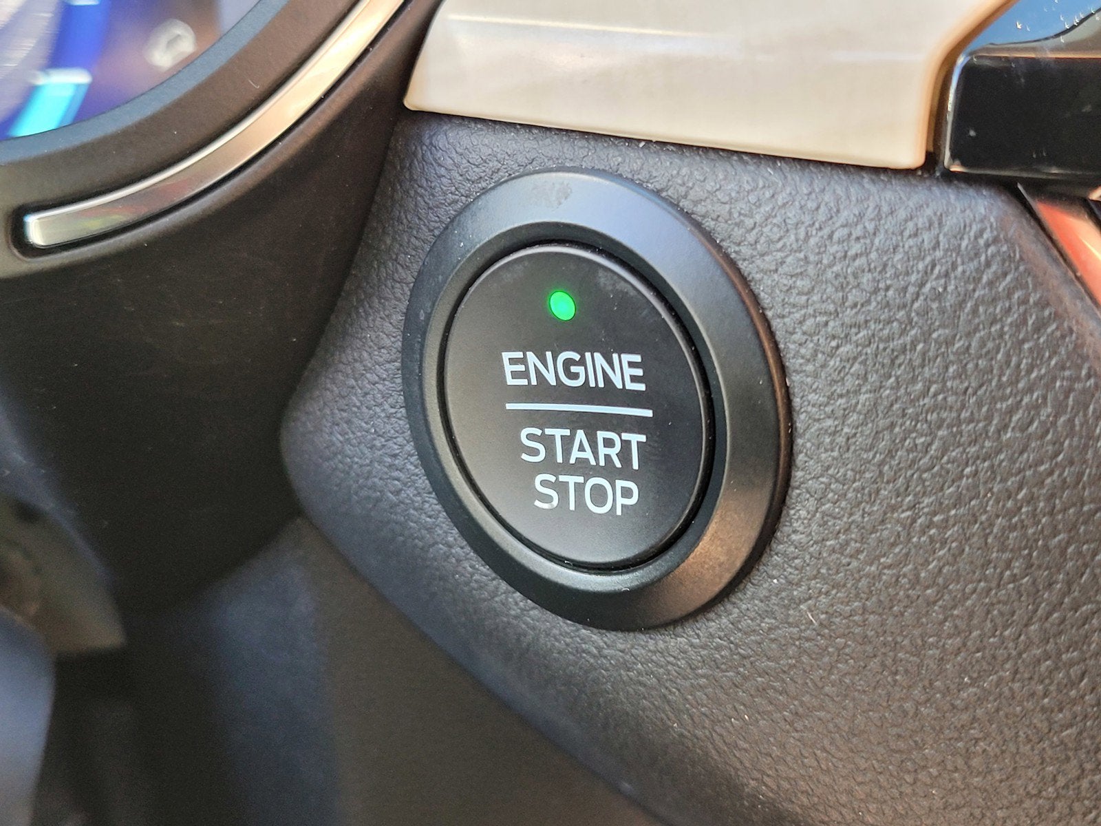 2021 Ford Escape Titanium Hybrid