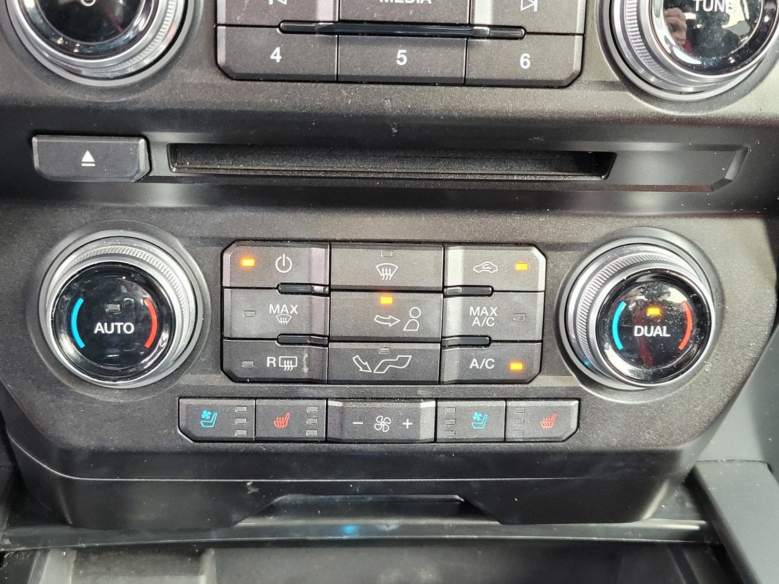 2018 Ford F-150 Base