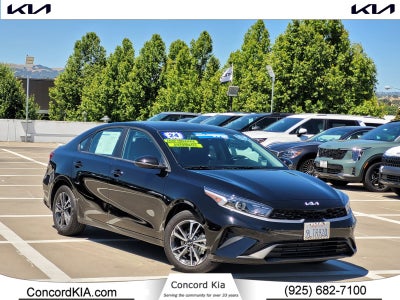 2024 Kia Forte LXS
