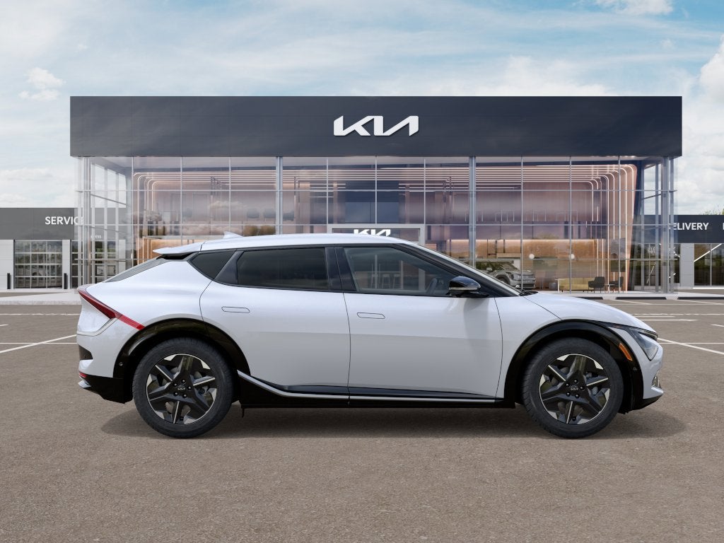 2026 Kia EV6 Base