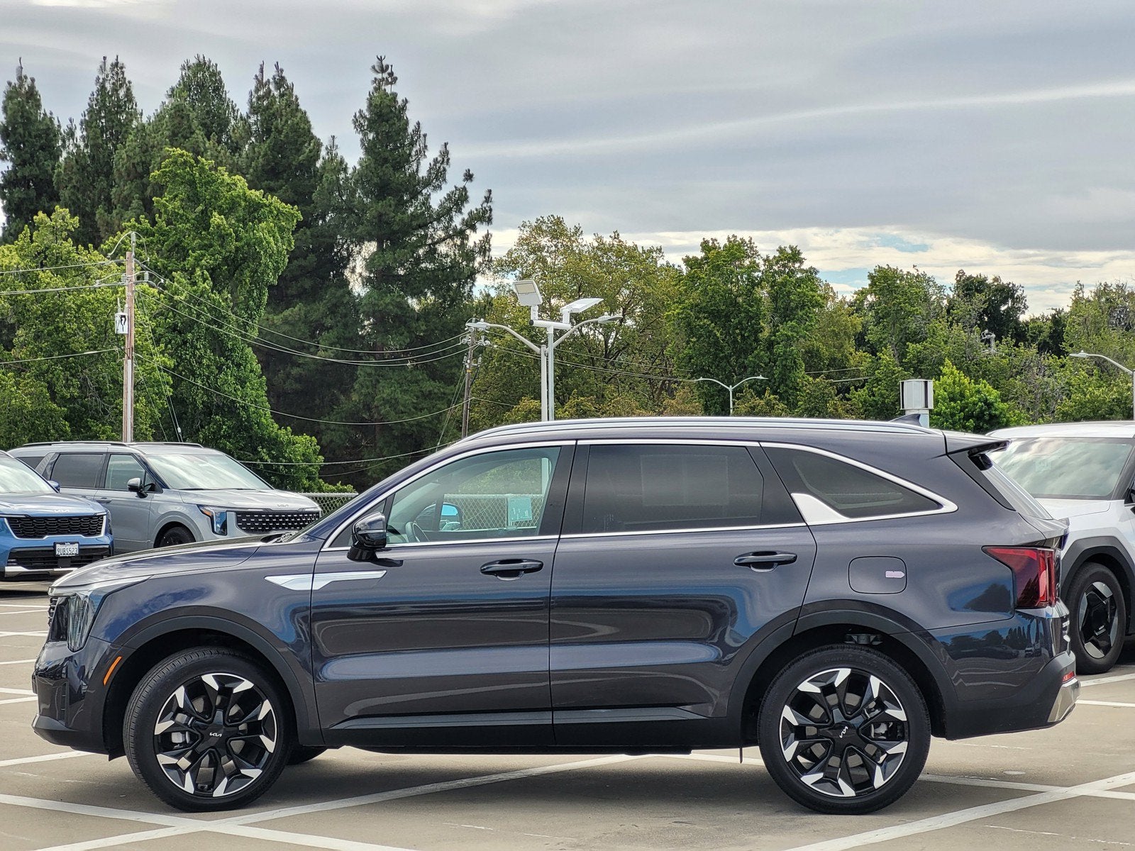 2025 Kia Sorento EX