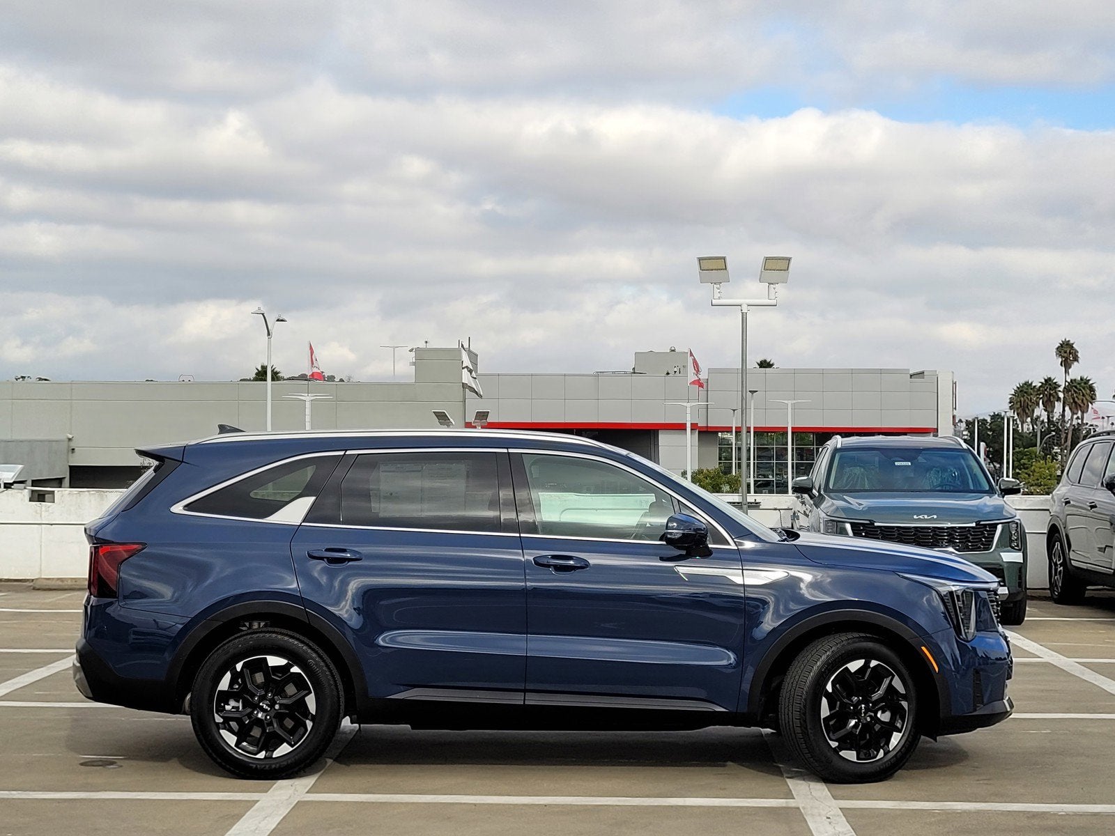 2025 Kia Sorento S