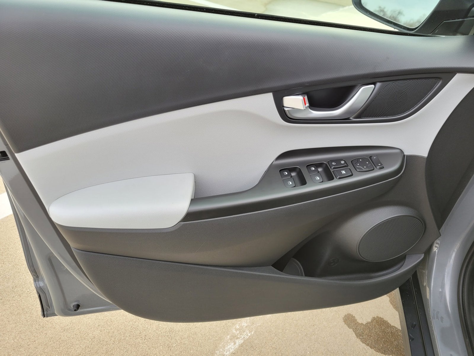 2022 Hyundai Kona Electric SEL