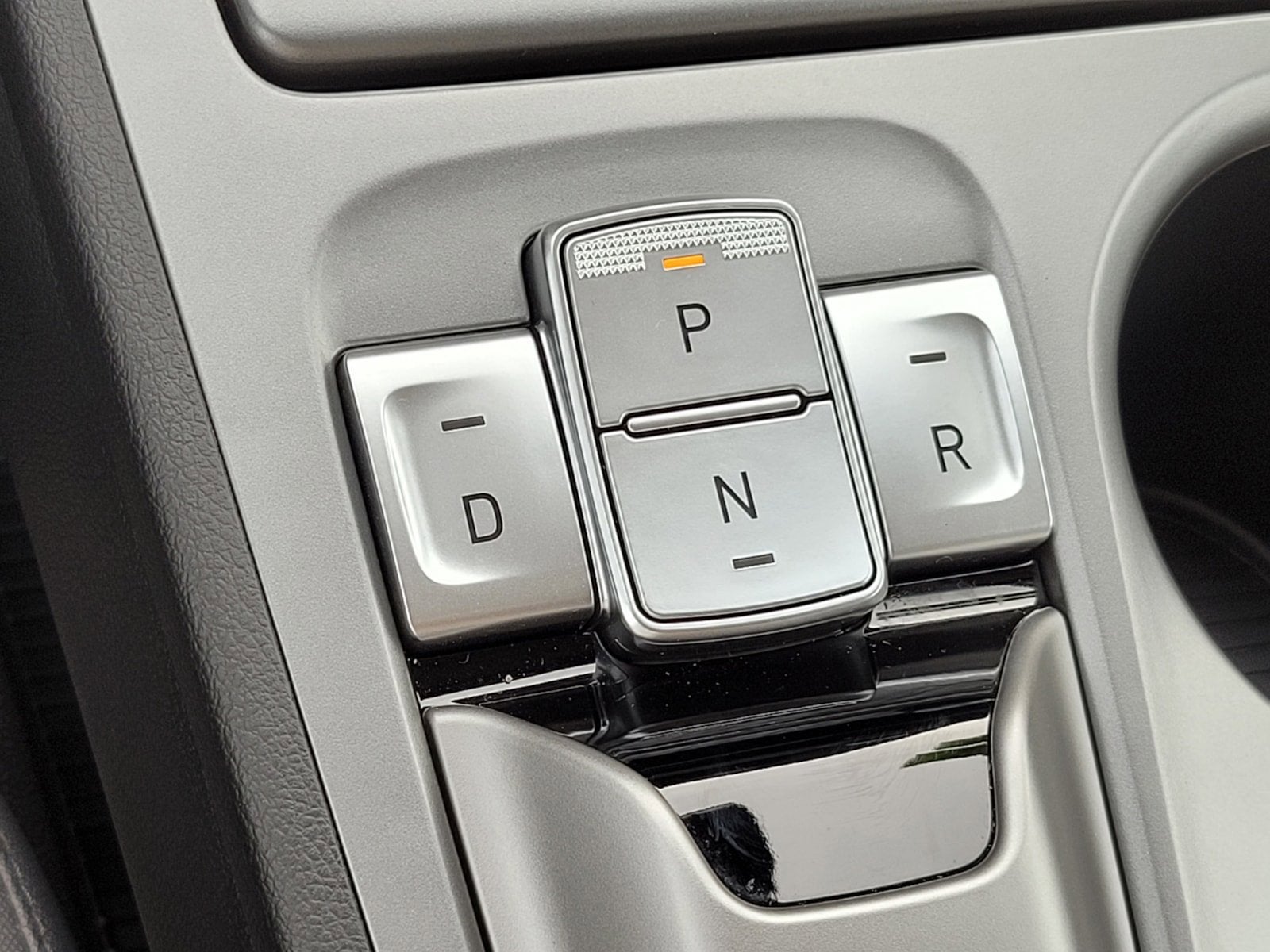 2022 Hyundai Kona Electric SEL