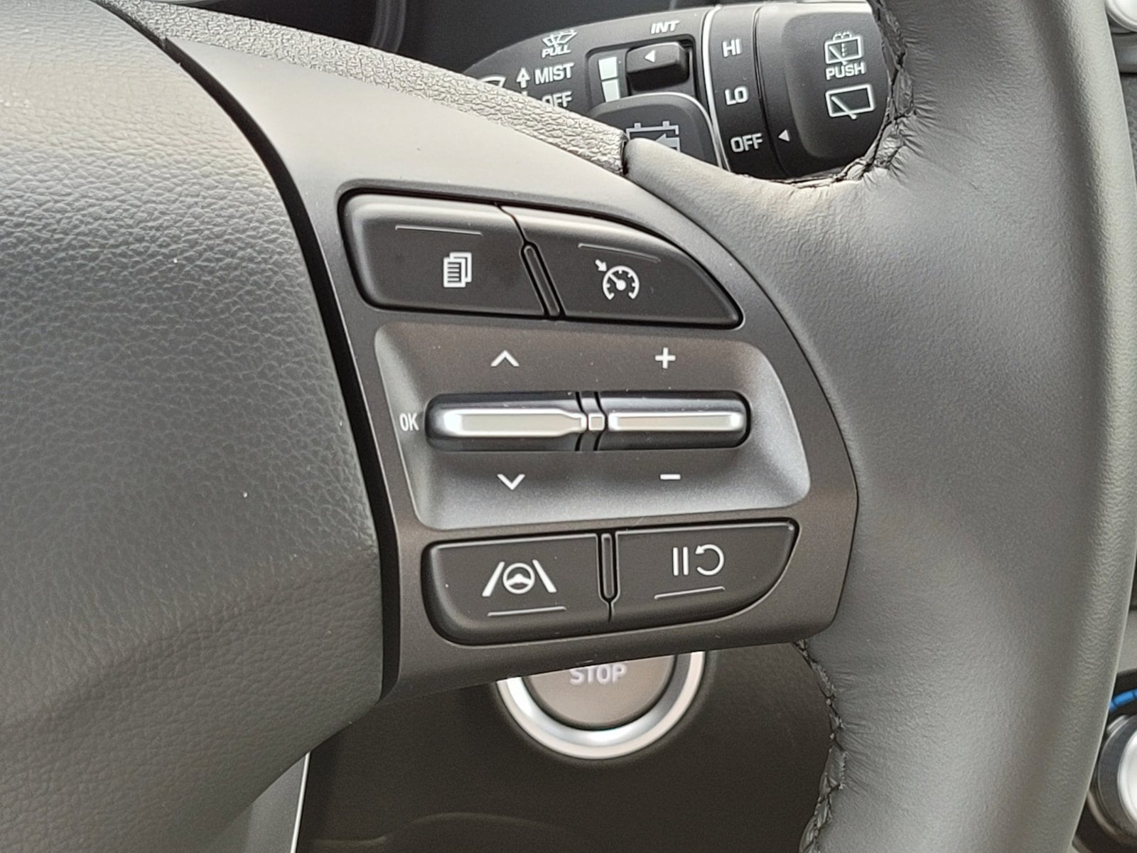 2022 Hyundai Kona Electric SEL