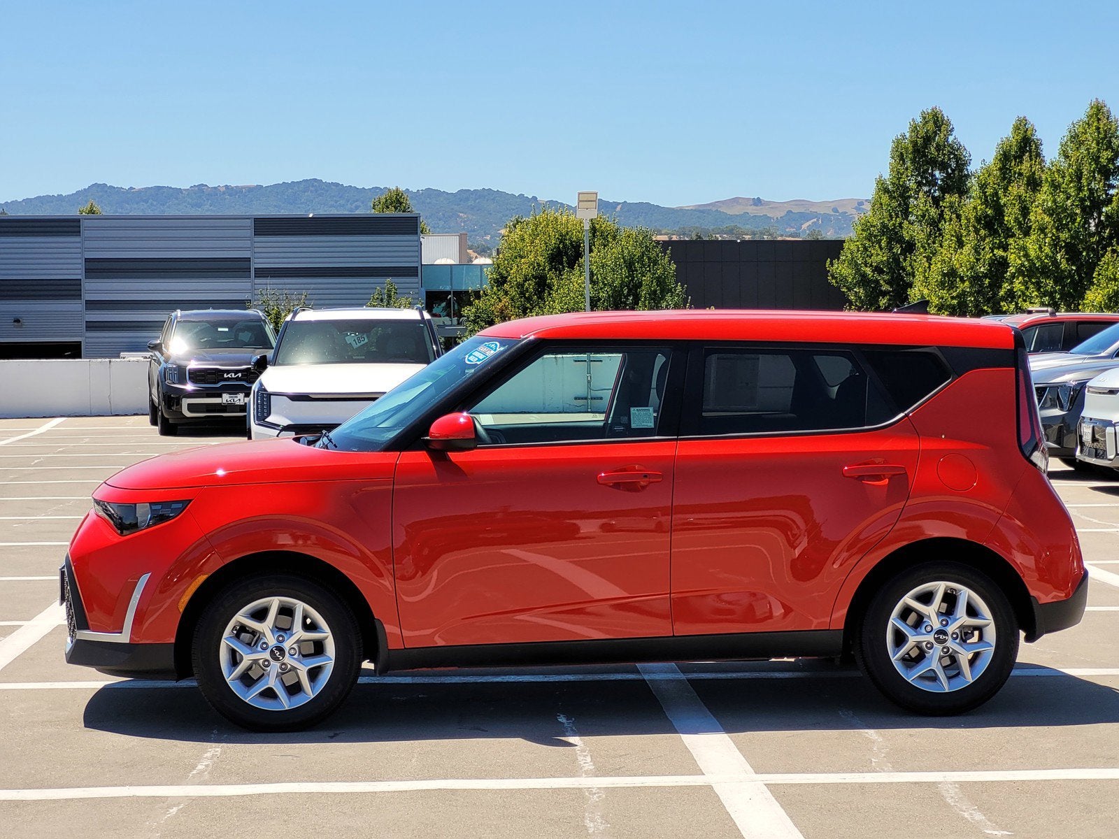 2024 Kia Soul Base