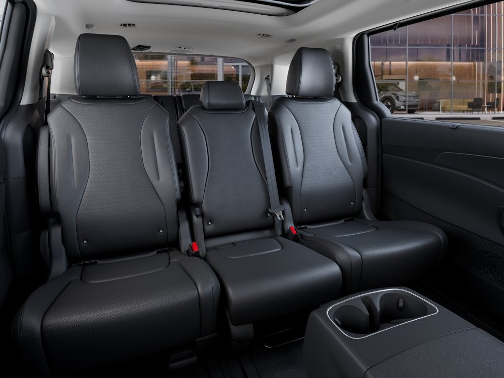 2027 Kia Carnival Base