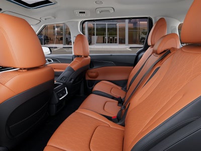 2027 Kia Carnival Hybrid Base
