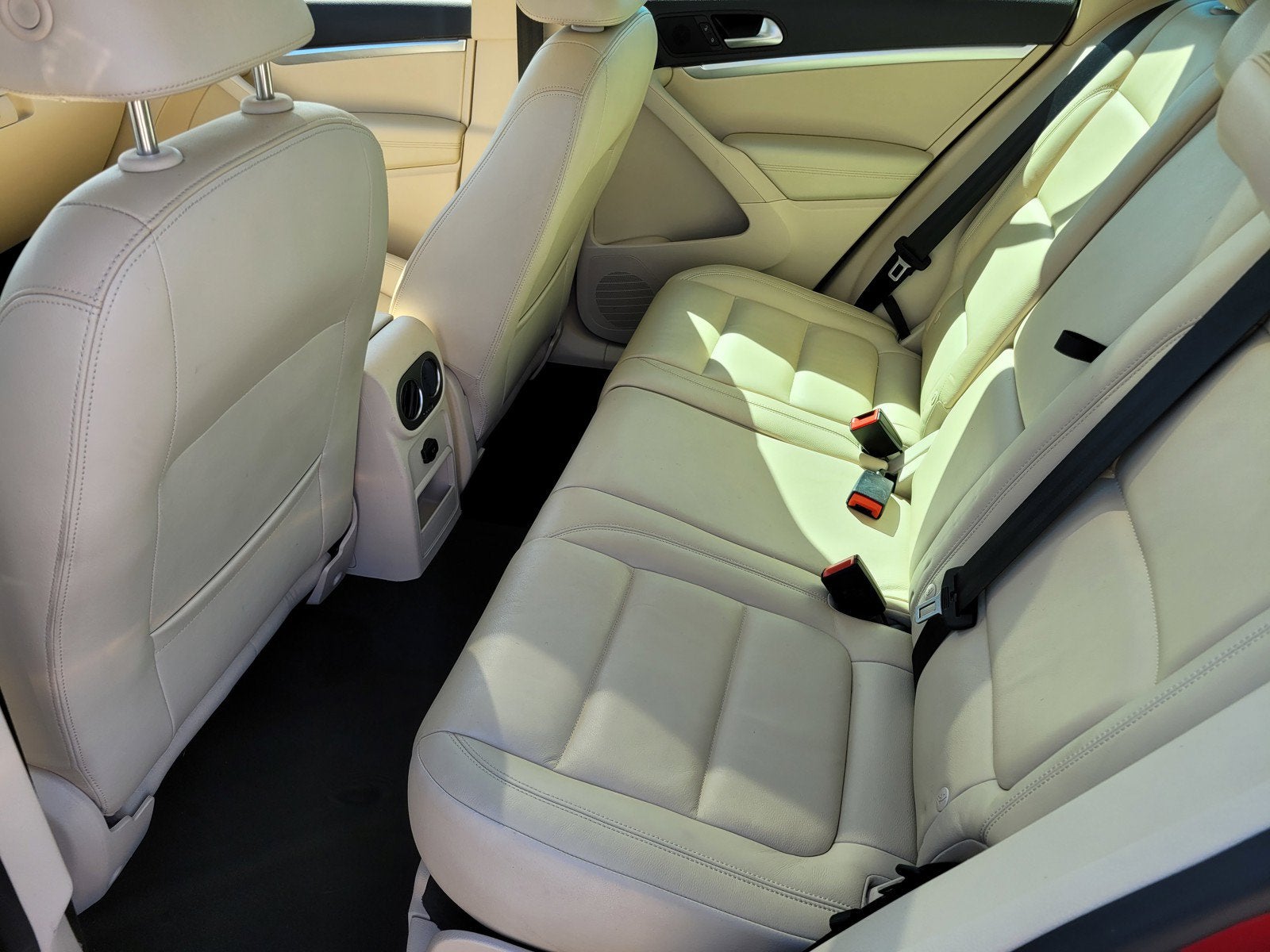 2012 Volkswagen Tiguan Base