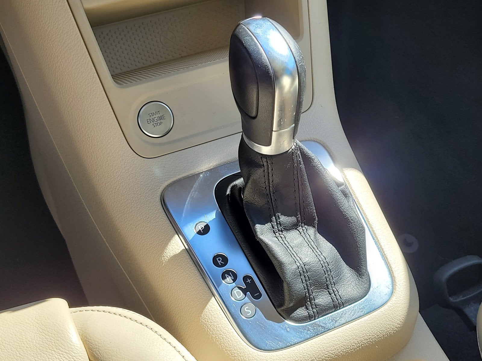 2012 Volkswagen Tiguan Base